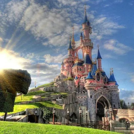 Appartement Standing 6 Personnes Disneyland Paris Serris Exterior foto